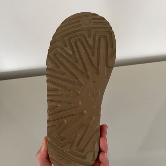 UGGs, UGG boots size 5 brand new without box! - Picture 3 of 6